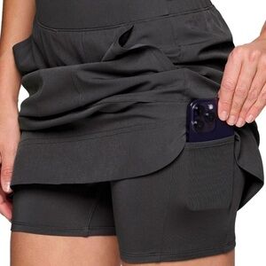 brand new skort, short under breath with pockets 3x gunmetal gray